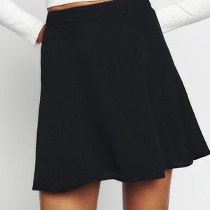 Reformation Black Flounce Skirt Sz 2 NWT